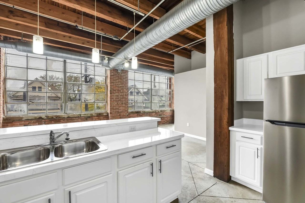 SoHo Lofts - Photo 7 of 30