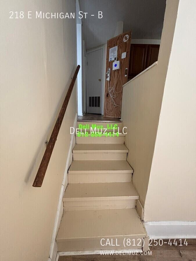 218 E Michigan St #B - Photo 6 of 23