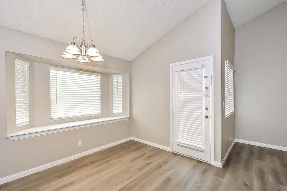 3316 Sturbridge Cir - Photo 5 of 16