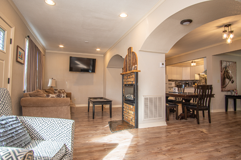 254 E Main St - Photo 6 of 23