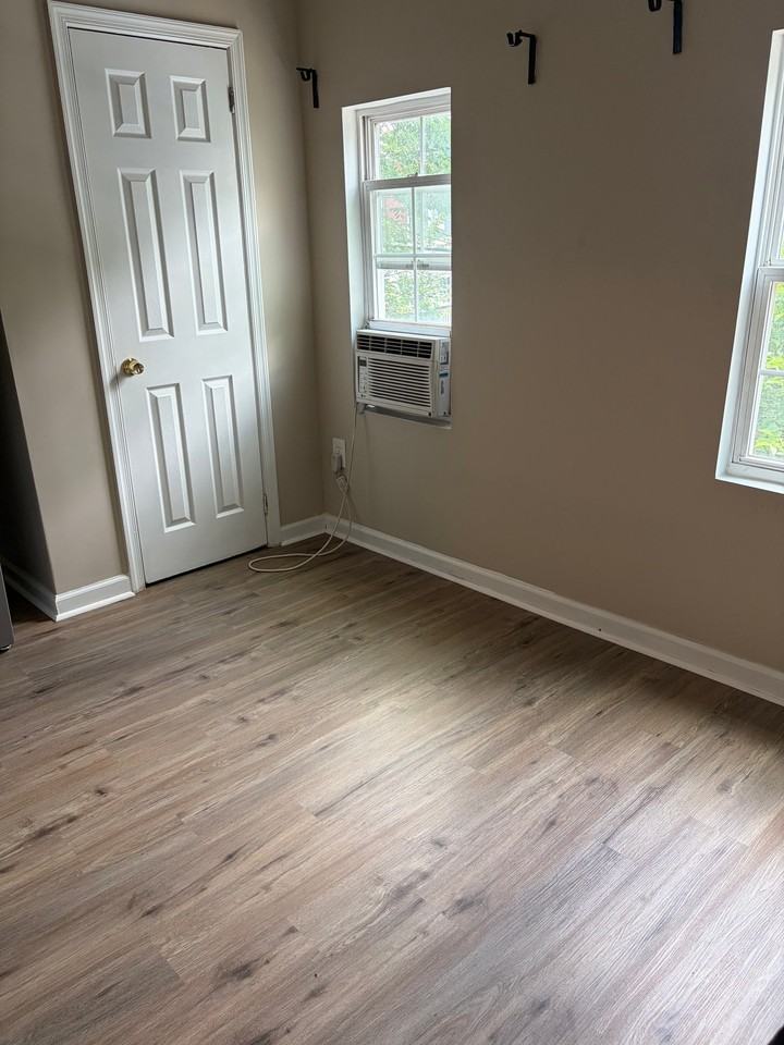 1218 Staples St Ne #3 - Photo 7 of 15
