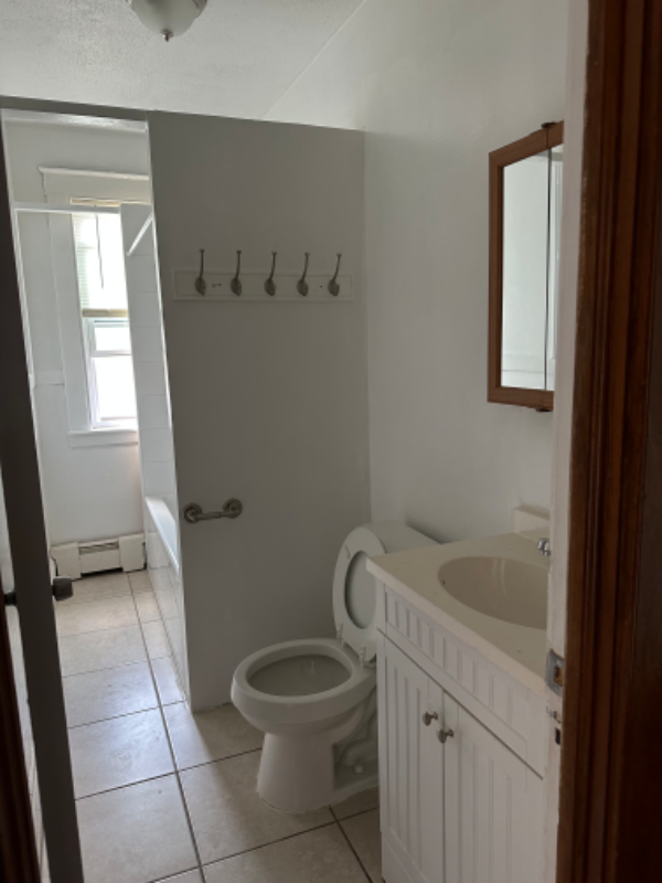 76 Sexton St New Britain #2FL - Photo 2 of 7