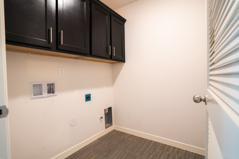 14924 Boer Trail Ave - Photo 4 of 33