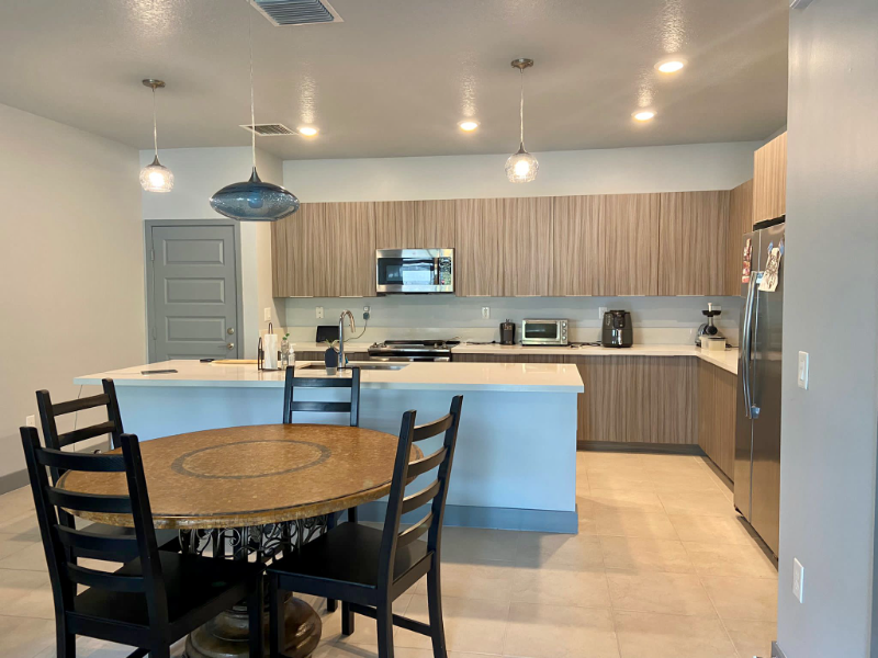 4940 Nw 83rd Ave - Photo 3 of 18