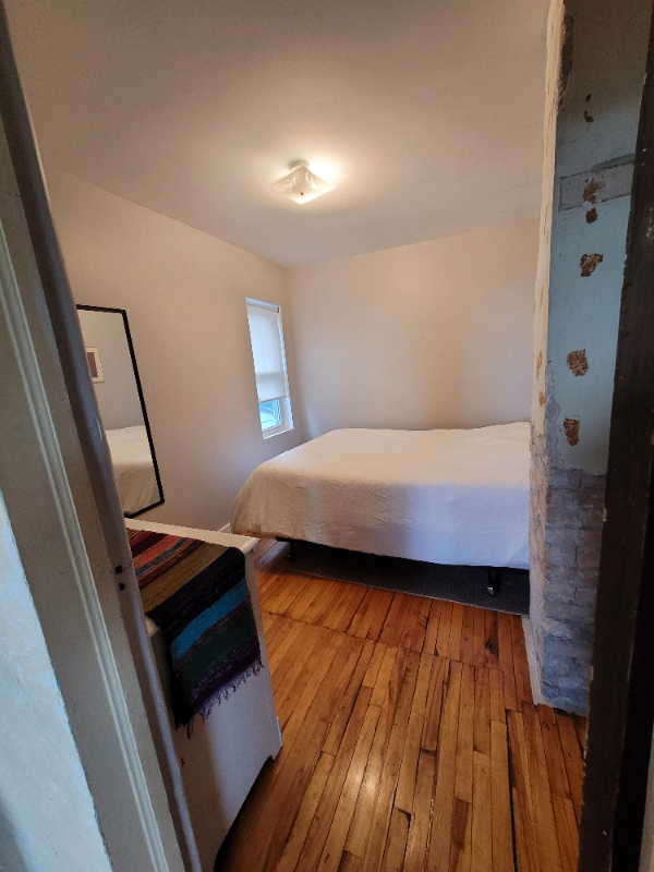 617 E 9th St #B - Photo 5 of 6