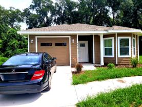 556 Nw 259th Ter - Photo 1 of 1