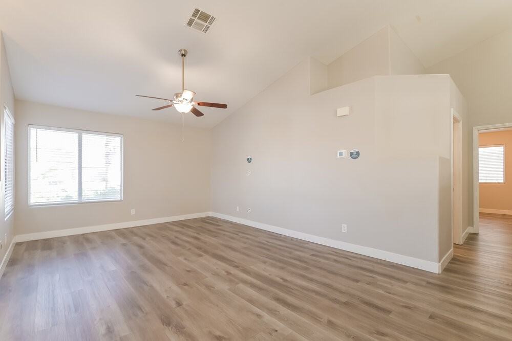 132 Park Ridge Ln - Photo 5 of 16