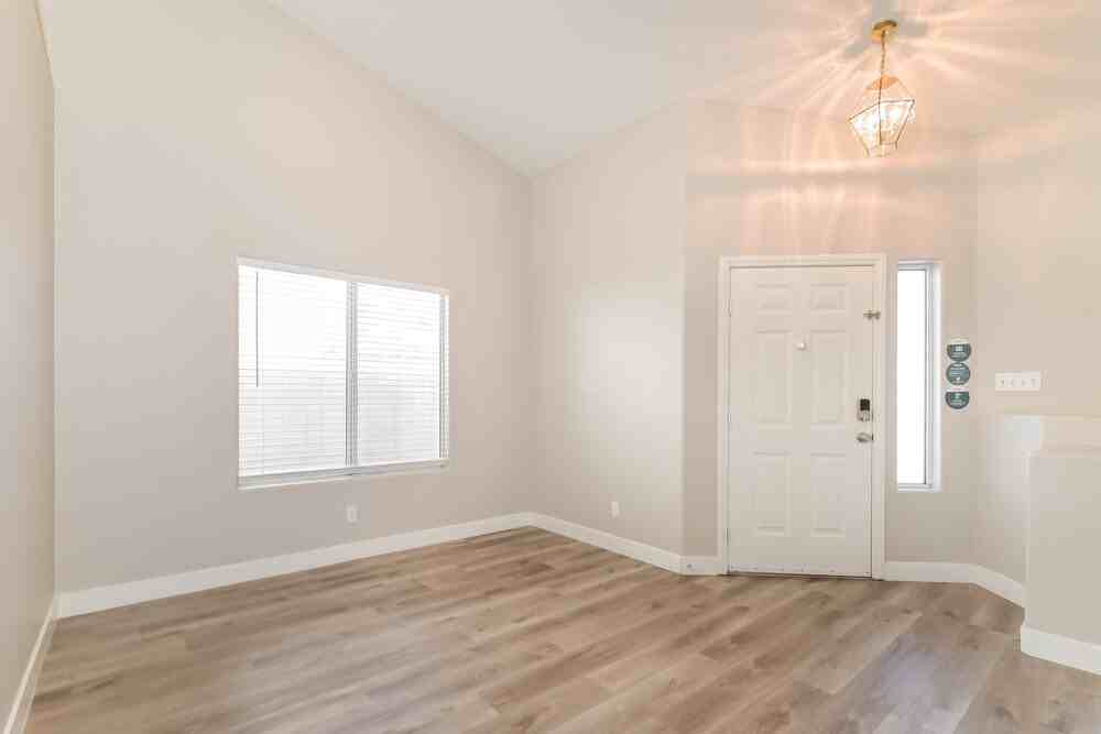 132 Park Ridge Ln - Photo 6 of 16
