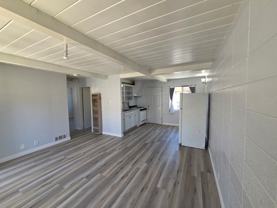 927 S Thorne Ave - Photo 1 of 1