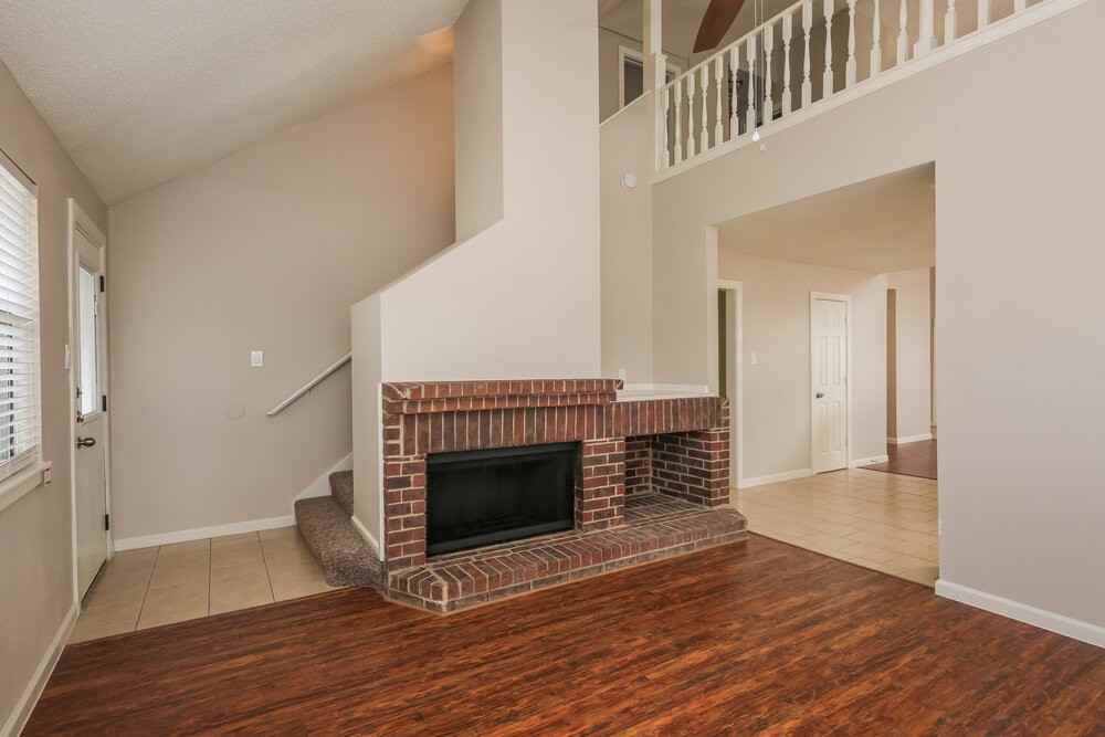 657 Edgewood Dr - Photo 7 of 17