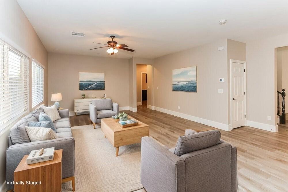 7649 Heavenly Peak St - Photo 5 of 20