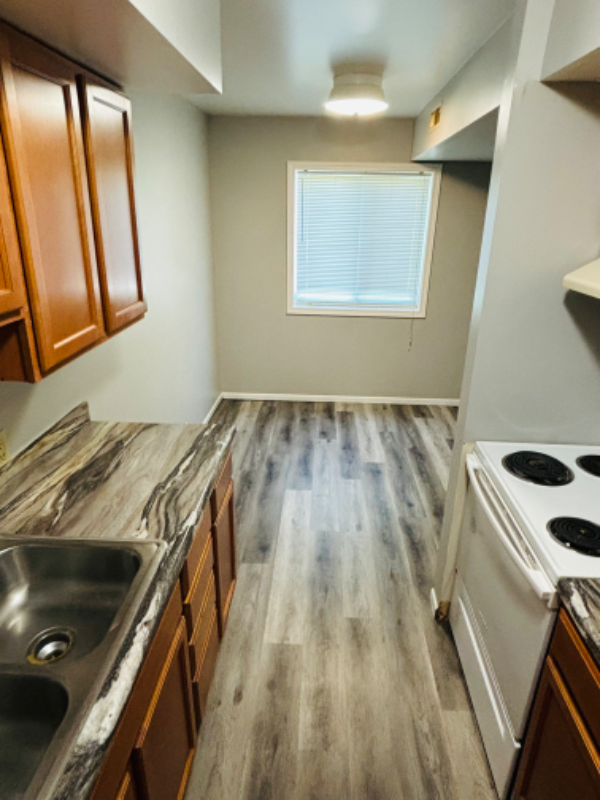 1719 N 9th St - Photo 3 of 7