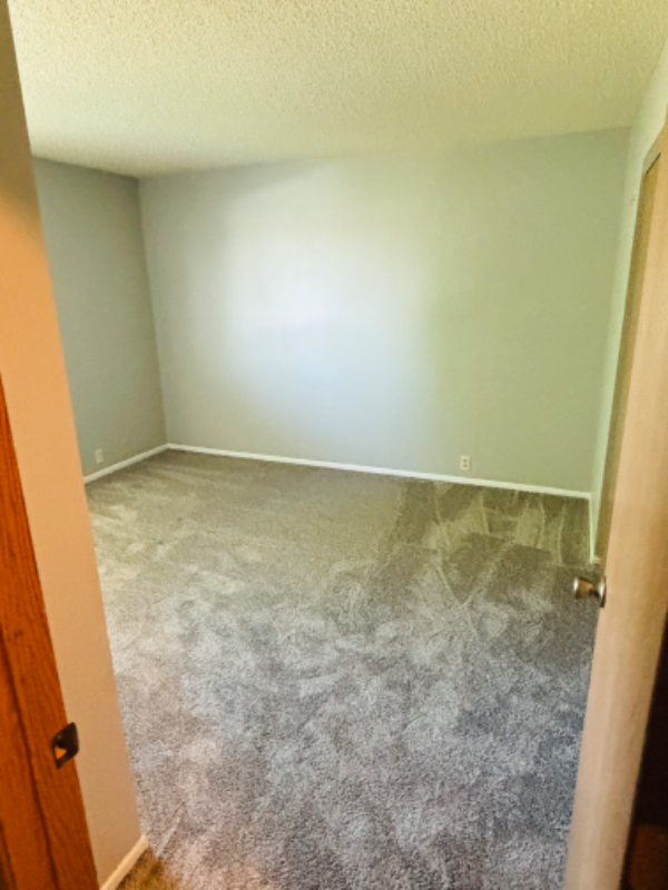 1719 N 9th St - Photo 5 of 7