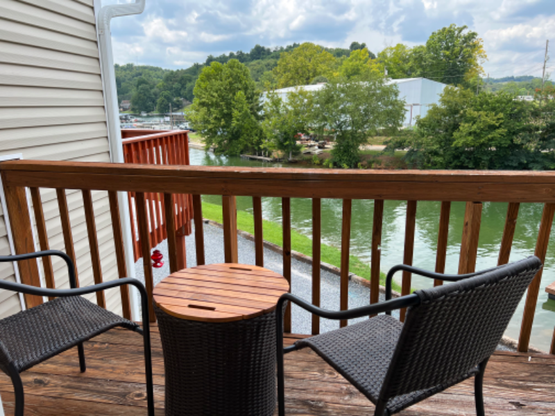 516 Lakeside Dock Dr #9 - Photo 2 of 19