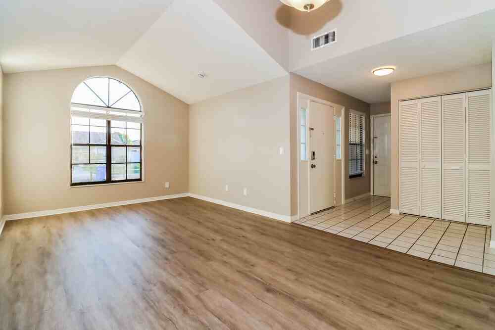 5303 Macbeth Ct - Photo 3 of 16