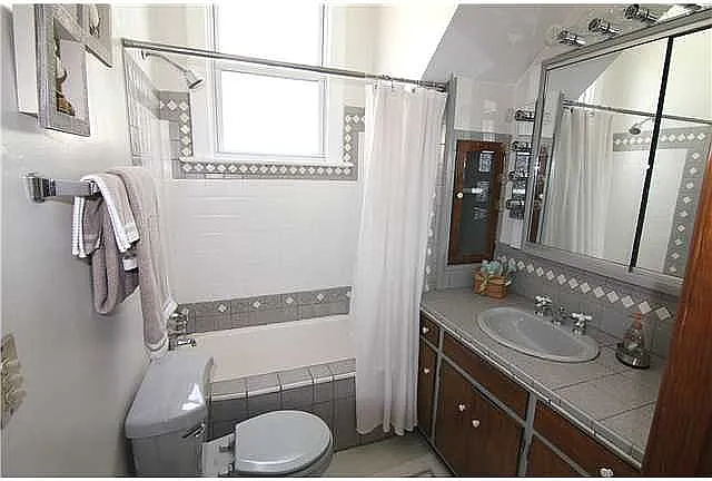 208 E Northwood Ave - Photo 6 of 10