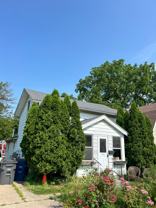 3915 Burnham Ave - Photo 1 of 1