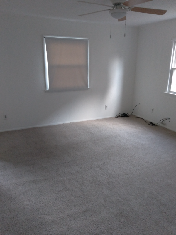 3915 Burnham Ave - Photo 6 of 12