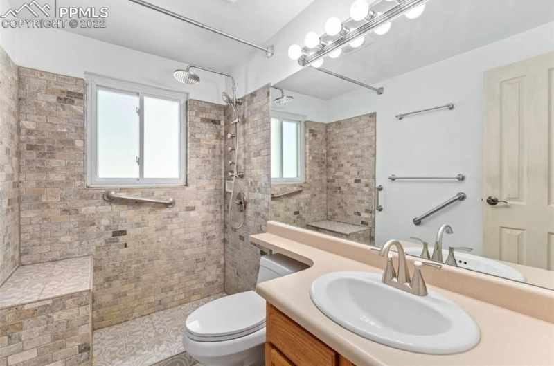 2071 Calle Fontana - Photo 5 of 26