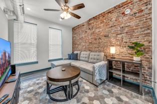 44 E Utica St #2C - Photo 1 of 1