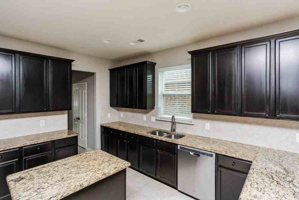 121 Parks Branch Rd - Photo 7 of 17