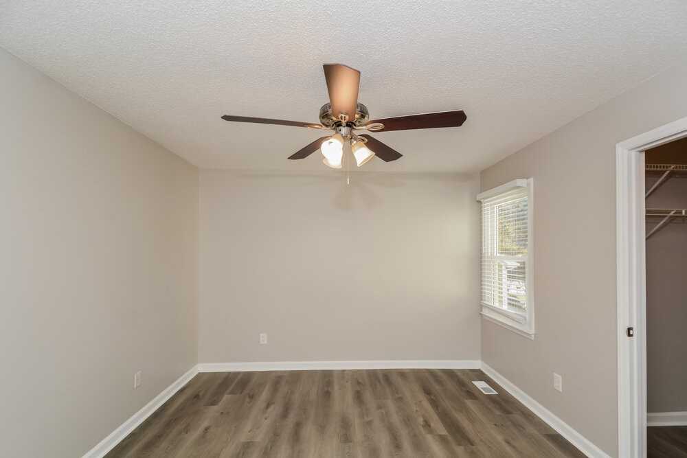 808 Hepplewhite Ct - Photo 6 of 16