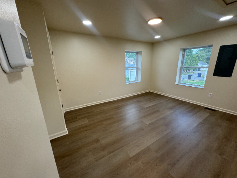 617A Fairview Ave #617B - Photo 3 of 12