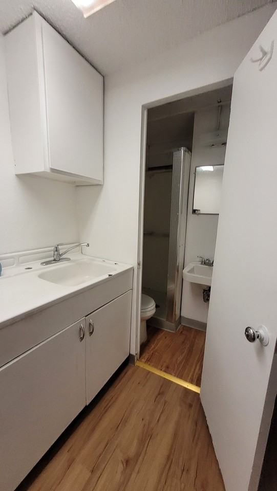 1128 Hess Ave #XX - Photo 3 of 7
