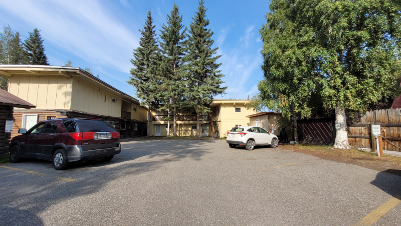 1128 Hess Ave #XX - Photo 6 of 7