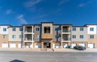 featured image of 1423 Nw #B204
