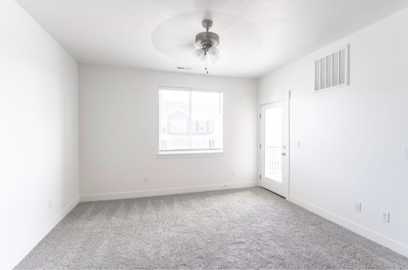 1423 Nw #B204 - Photo 2 of 13