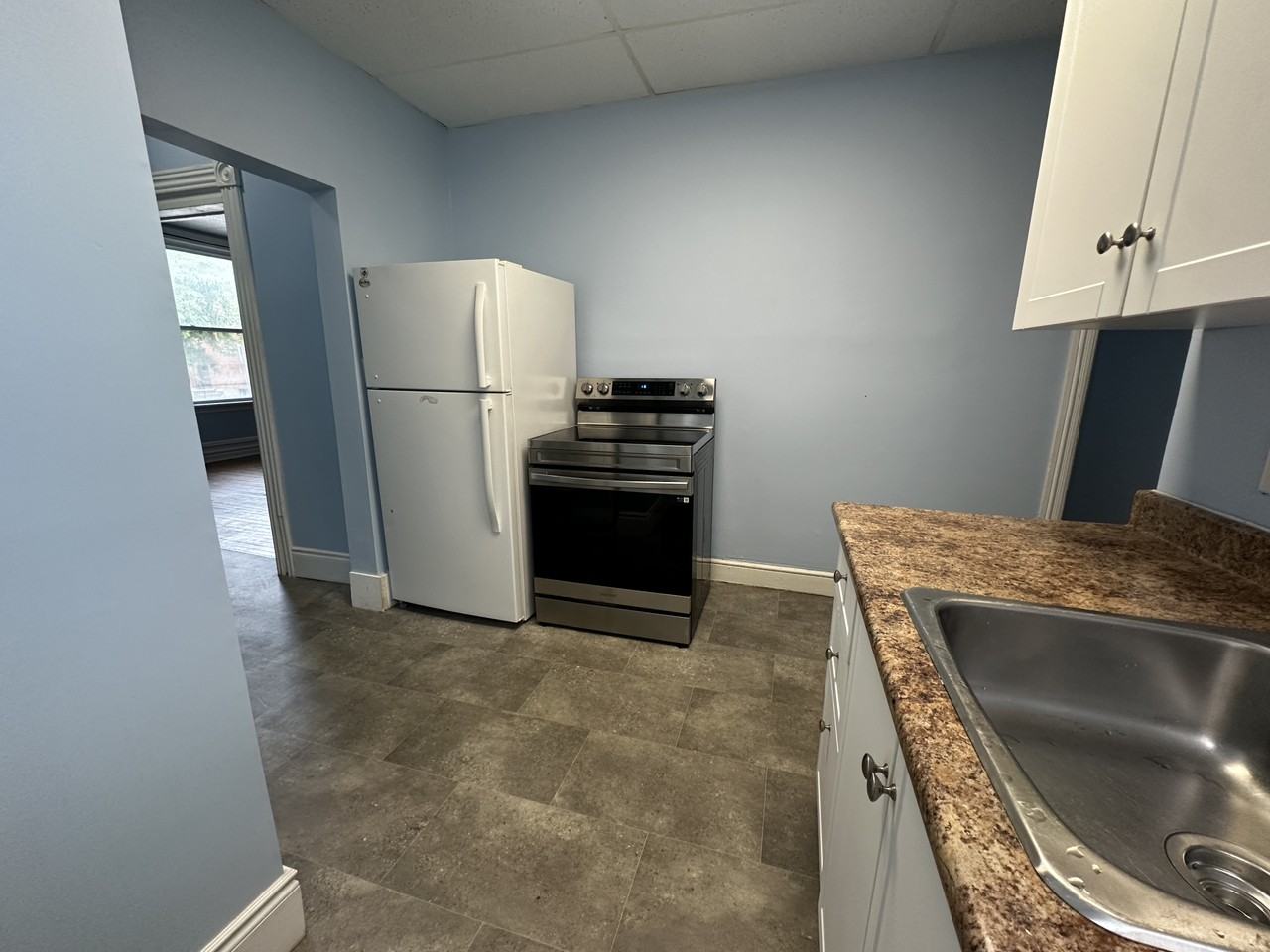 505 Kent St - Photo 7 of 20