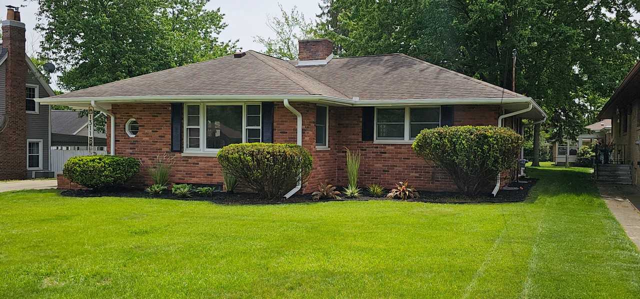 1311 W Morrell St - Photo 2 of 48