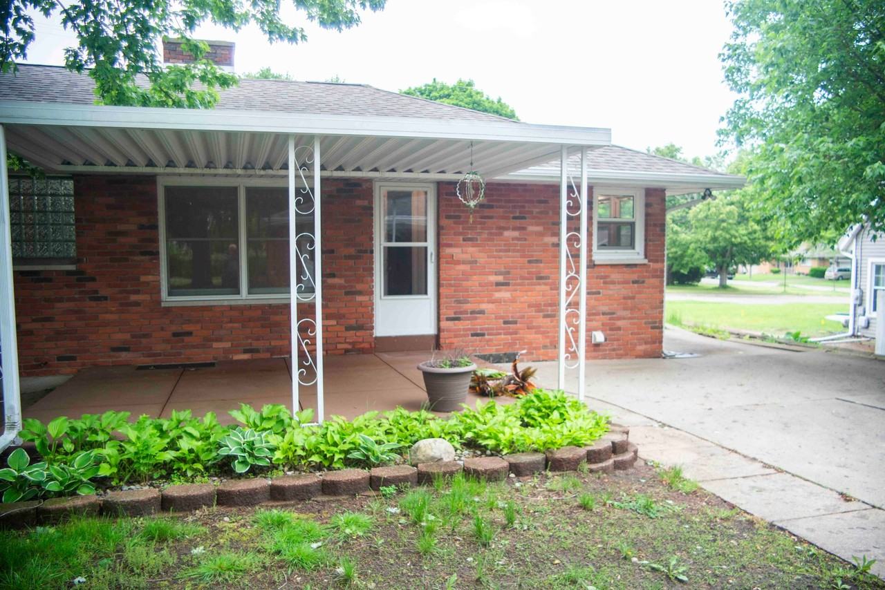 1311 W Morrell St - Photo 6 of 48