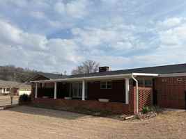 featured image of 7600 Quail Dr Sw