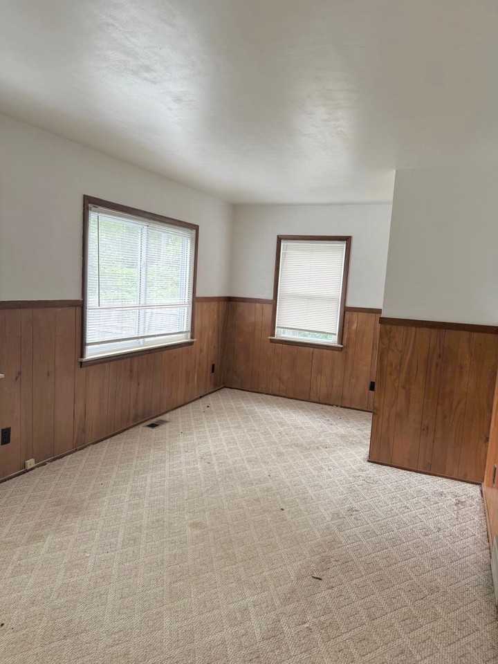 5813 Edwards Ave - Photo 4 of 13