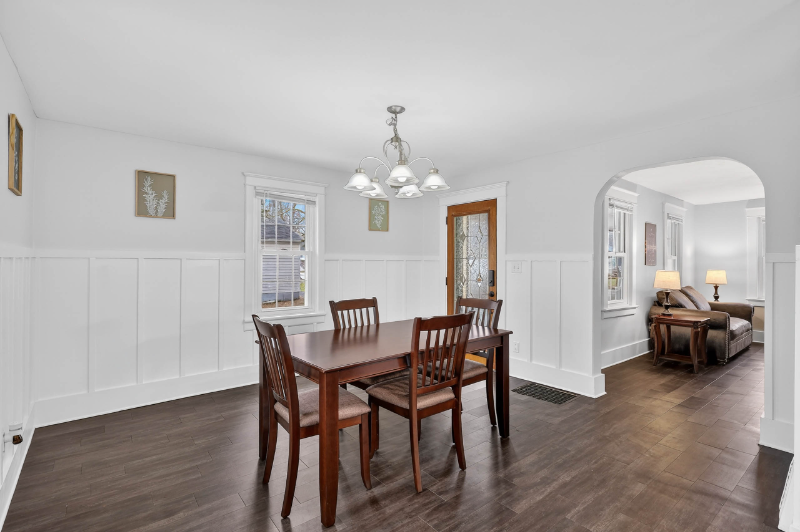 430 N Linden St - Photo 5 of 20