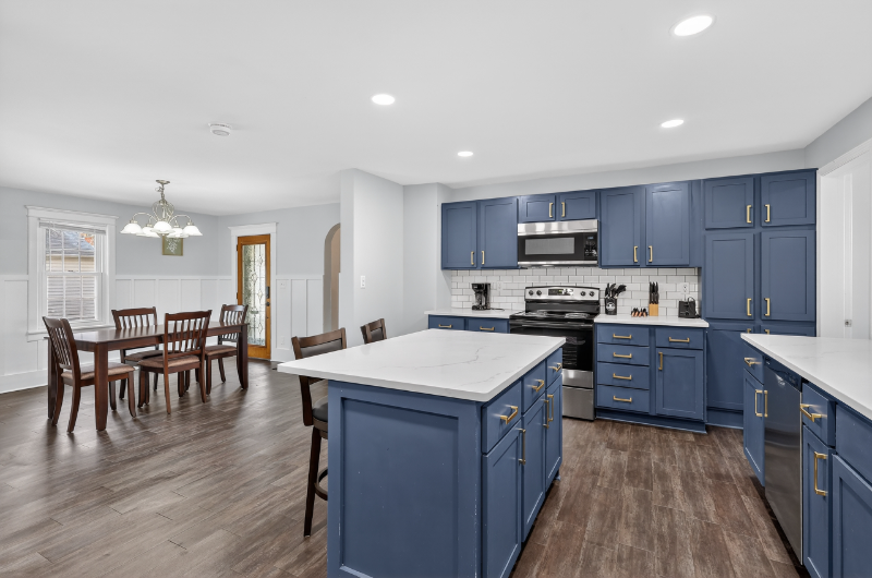 430 N Linden St - Photo 7 of 20