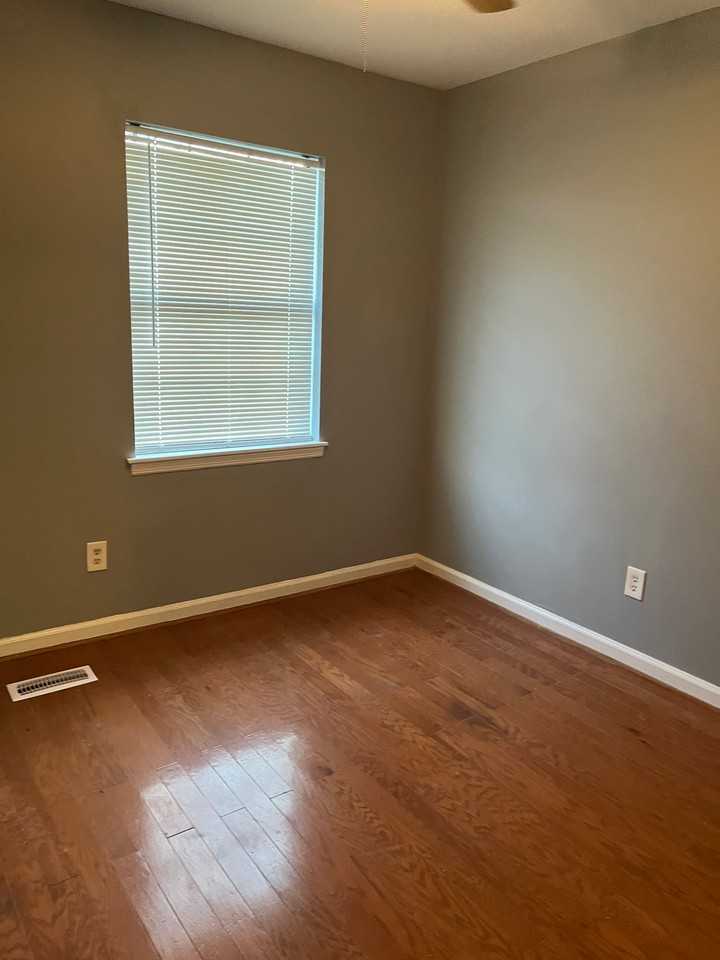 609 Cahaba Manor Ln - Photo 4 of 9