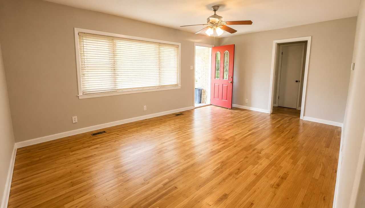 1116 Parkway Dr - Photo 3 of 13