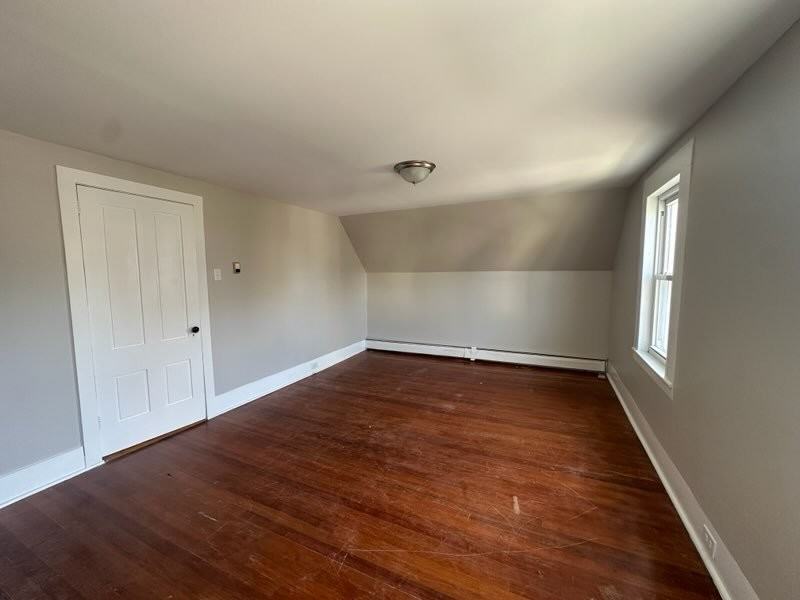 326 Lake Ave - Photo 4 of 15