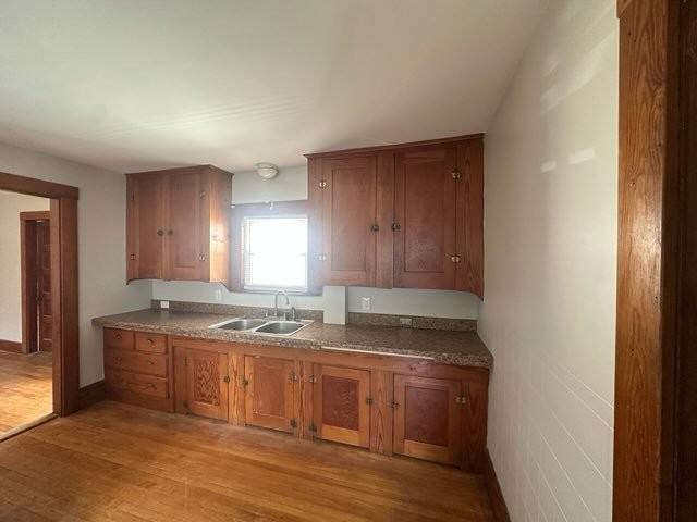 326 Lake Ave - Photo 6 of 15