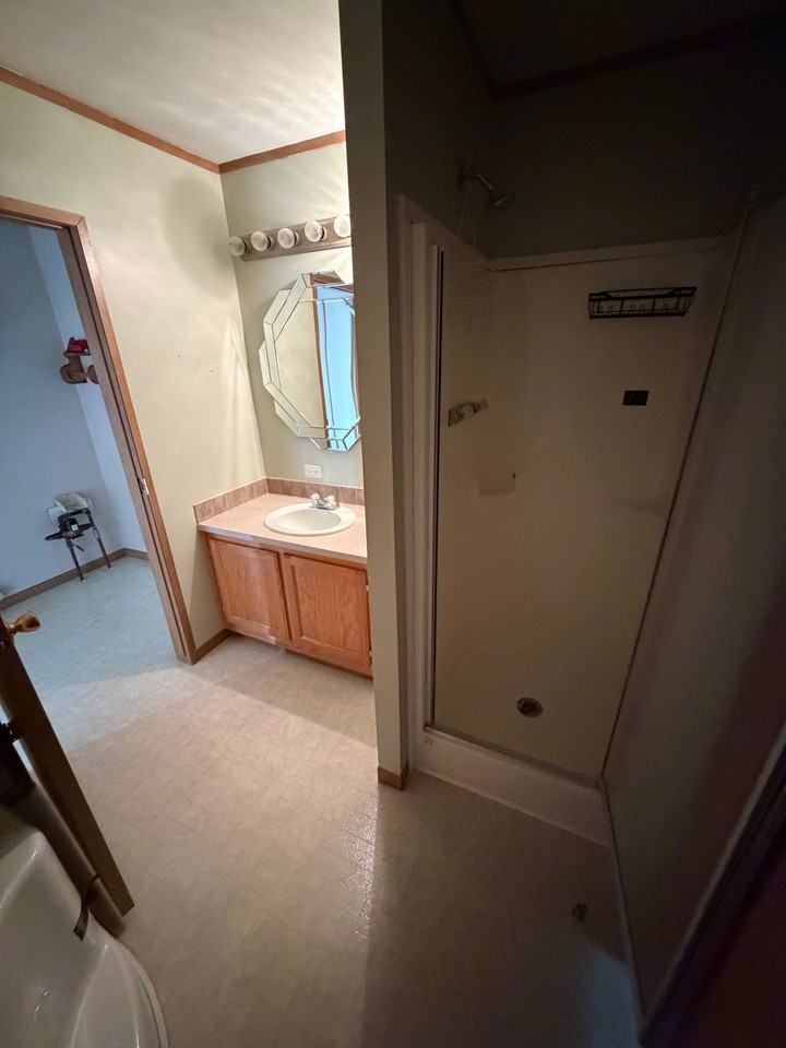 229 Taylor Dr - Photo 6 of 10
