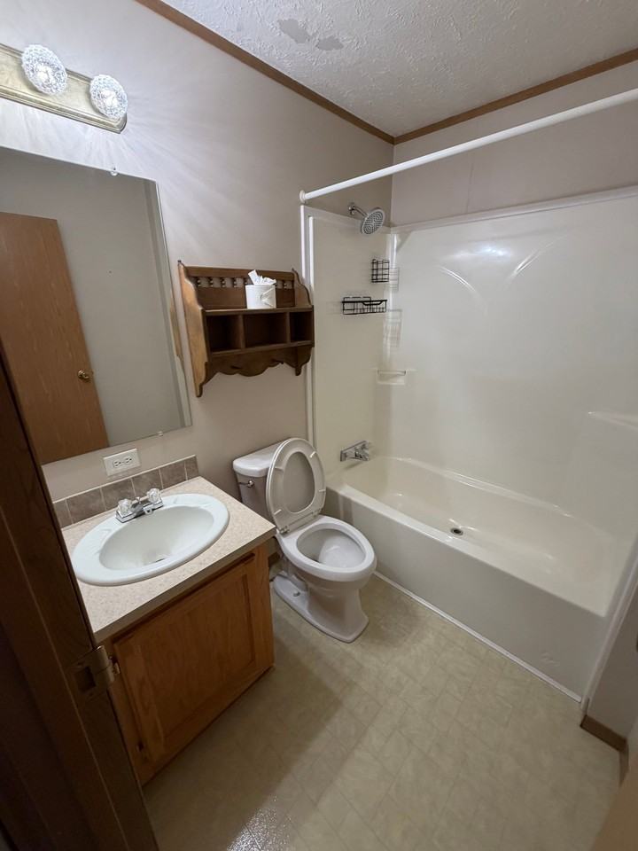 229 Taylor Dr - Photo 7 of 10