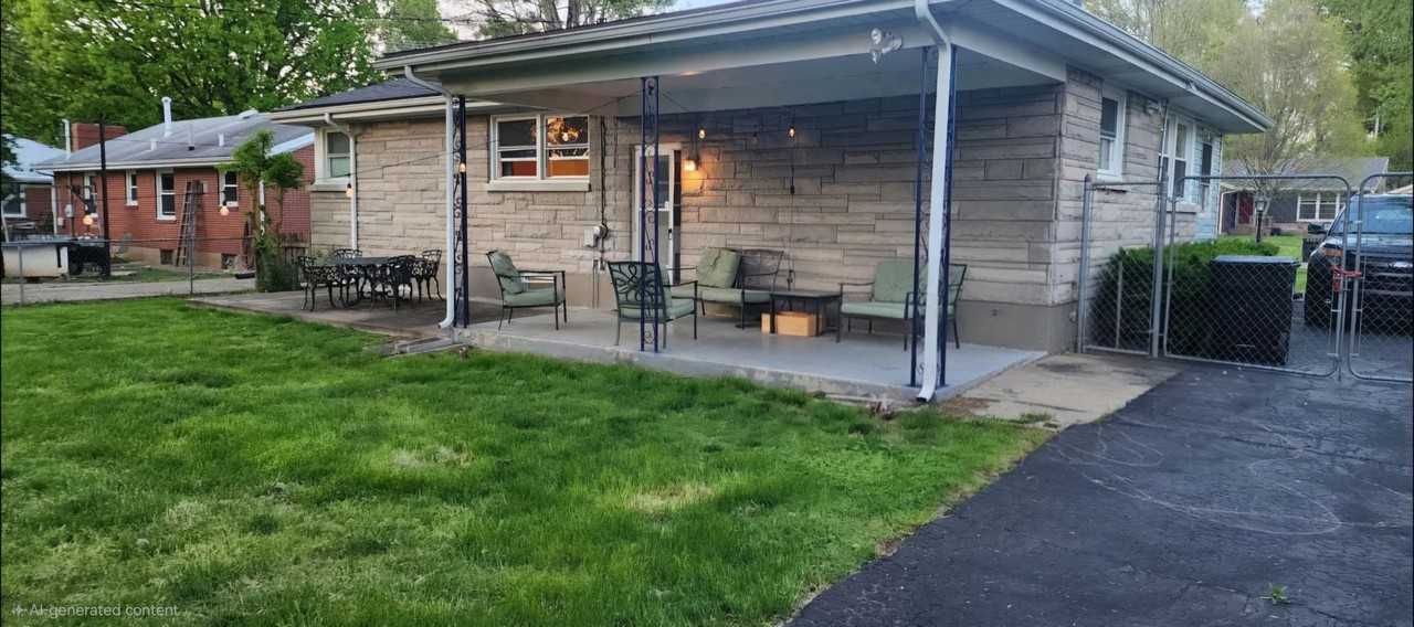2830 Esther Blvd - Photo 3 of 18
