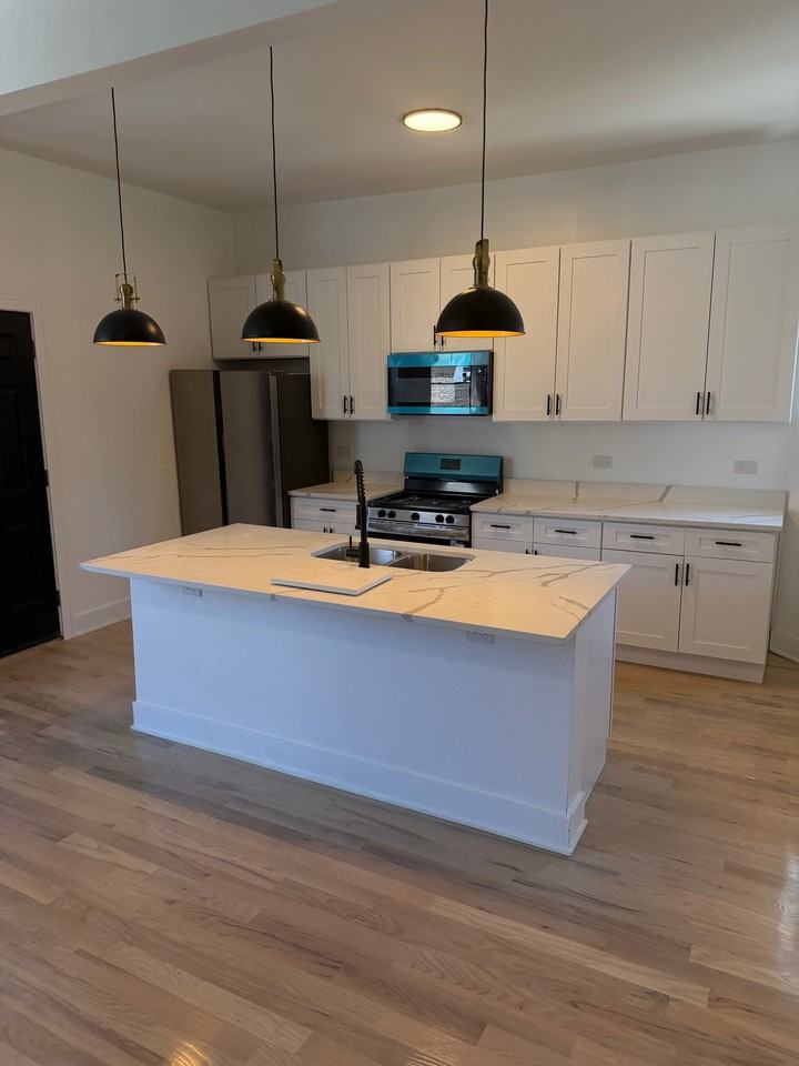 7535 S Coles Ave #2 - Photo 6 of 22