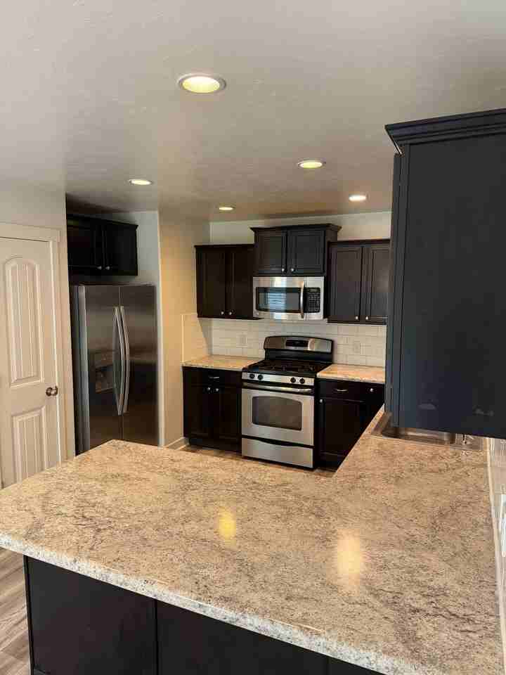 14285 S Side Hill Ln - Photo 4 of 31