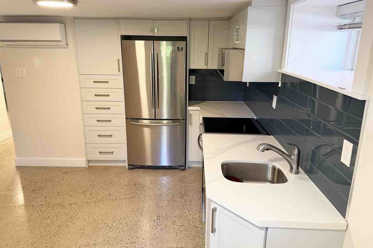 172 High Park Avenue - Photo 2 of 17
