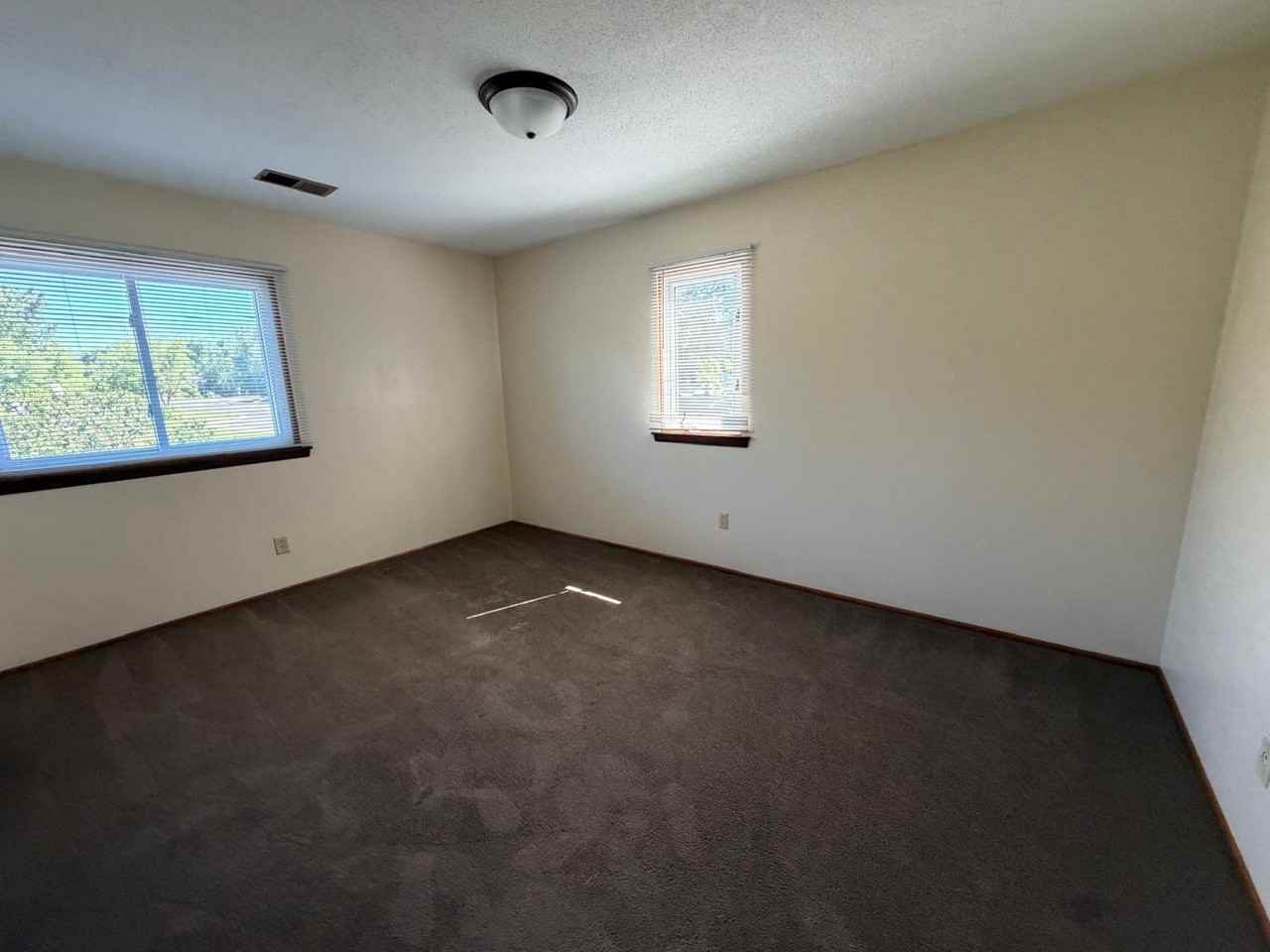4819 Azelia Ave N #8 - Photo 6 of 7