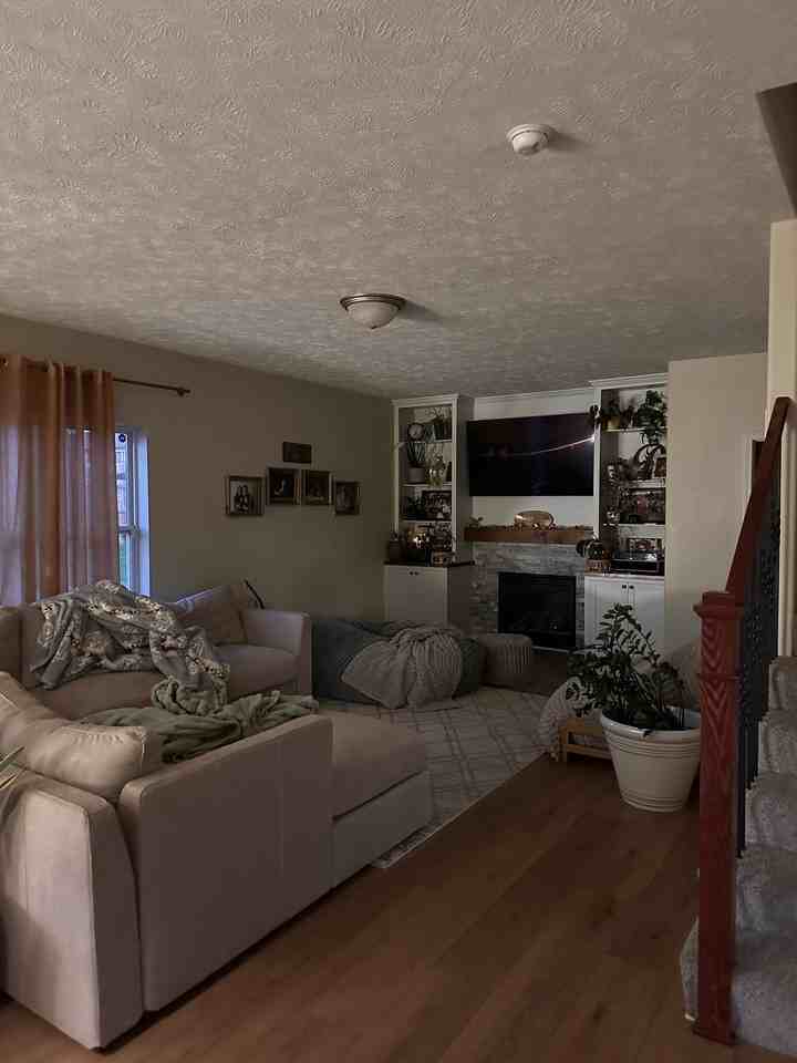 19505 Wirt St - Photo 5 of 12